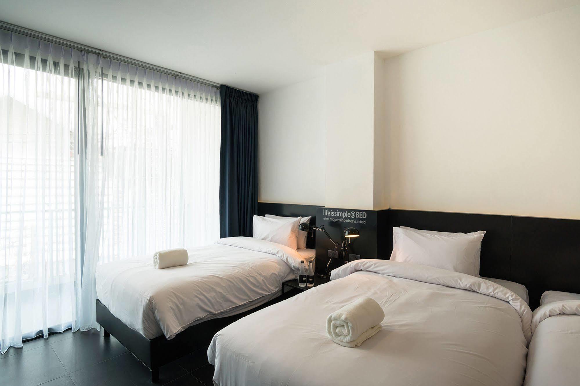 Bed Chiangmai Gate- Adults Only Otel Chiang Mai Dış mekan fotoğraf